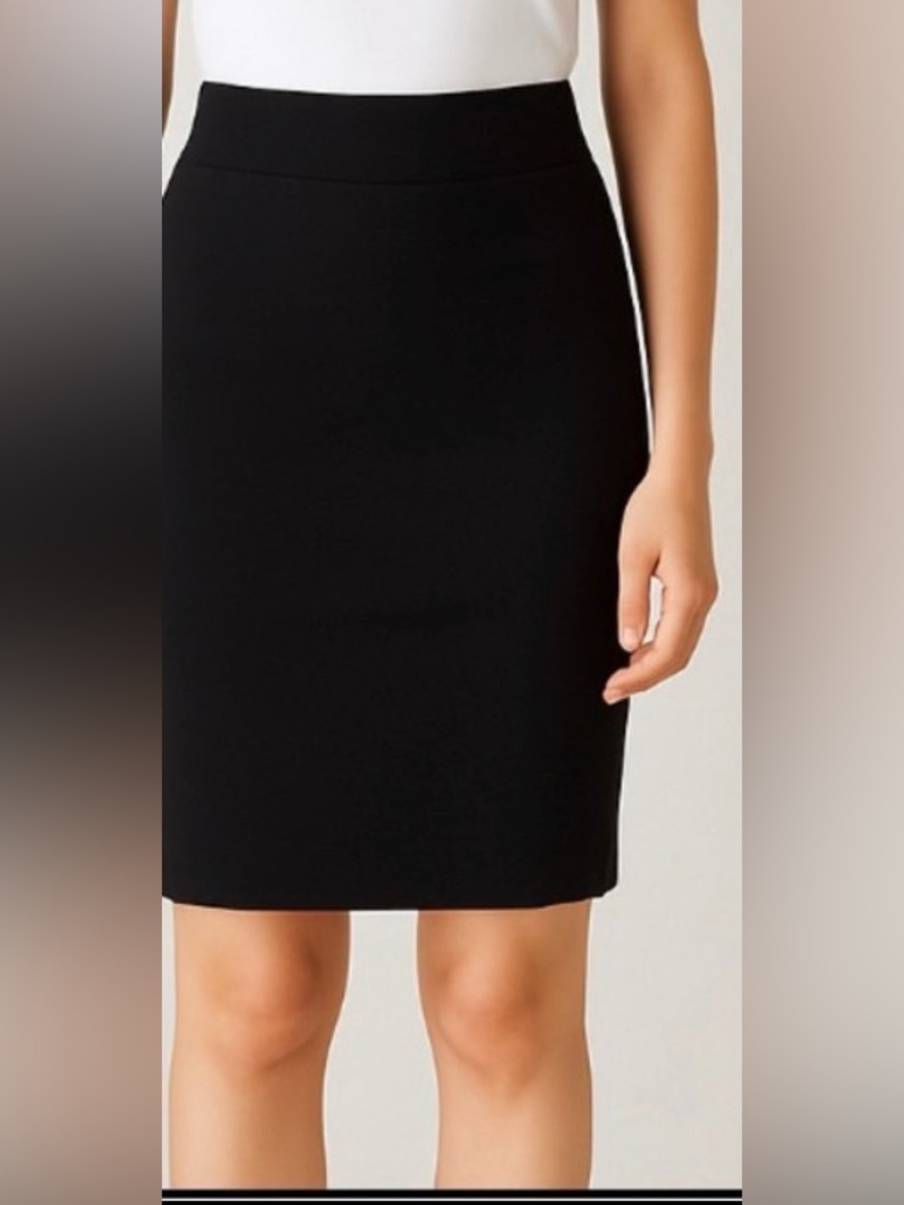 LaBijou Black Pencil Skirt women’s Size S – New Without Tags (J7)”✨